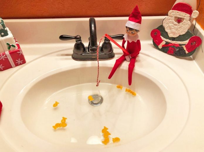 75 OF THE BEST FUNNIEST ELF OF THE SHELF IDEAS EVER! | The Howler Monkey